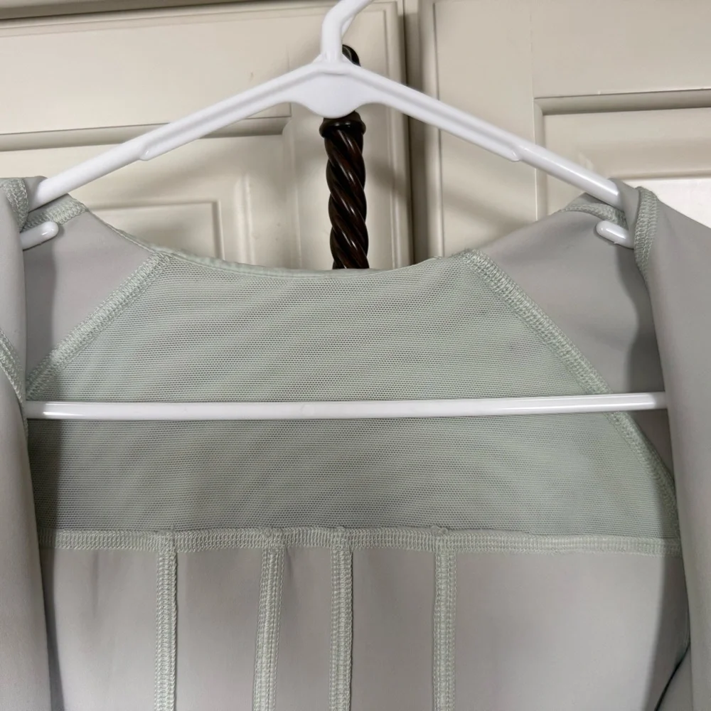 Women's Pistachio Jacket - Picture 9 of 9